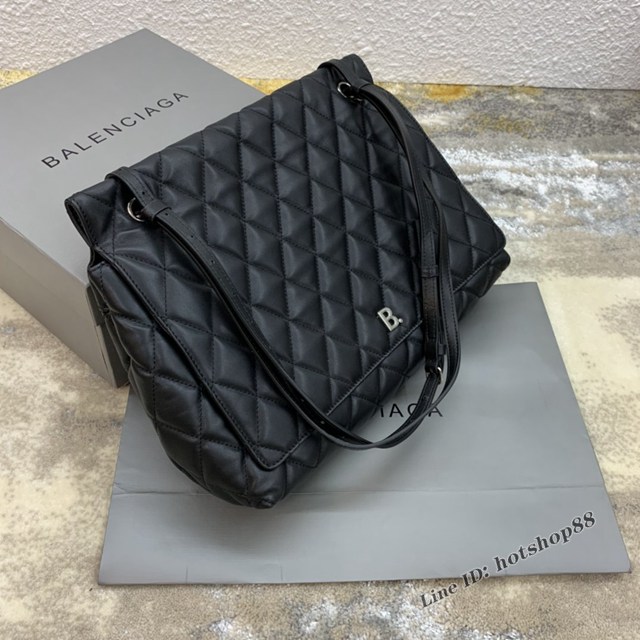 Balenciaga專櫃爆款肩背包 巴黎世家限量款B字五金嘜搭配繡菱格小羊皮女包 fyj1151